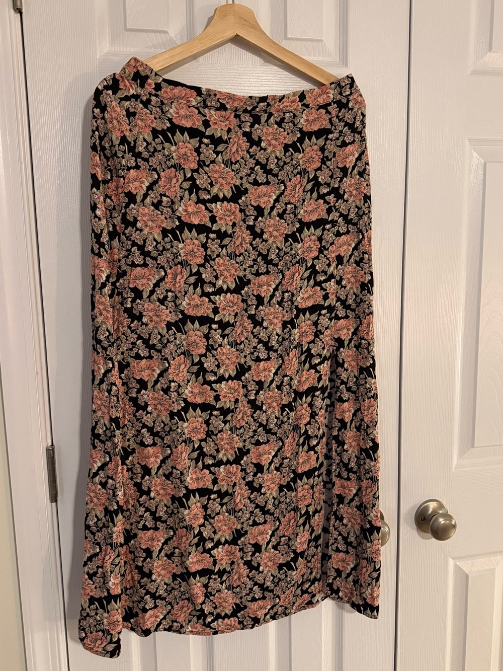 American Eagle Outfitters Black Maxi Skirt with Pink Floral Print